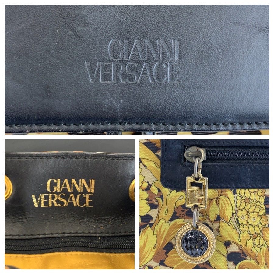 26587
VERSACE ヴェルサーチ レオパード柄 イエロー ブラック ゴールド金具 PVC / レザー リュックサック バックパック レディース AB29