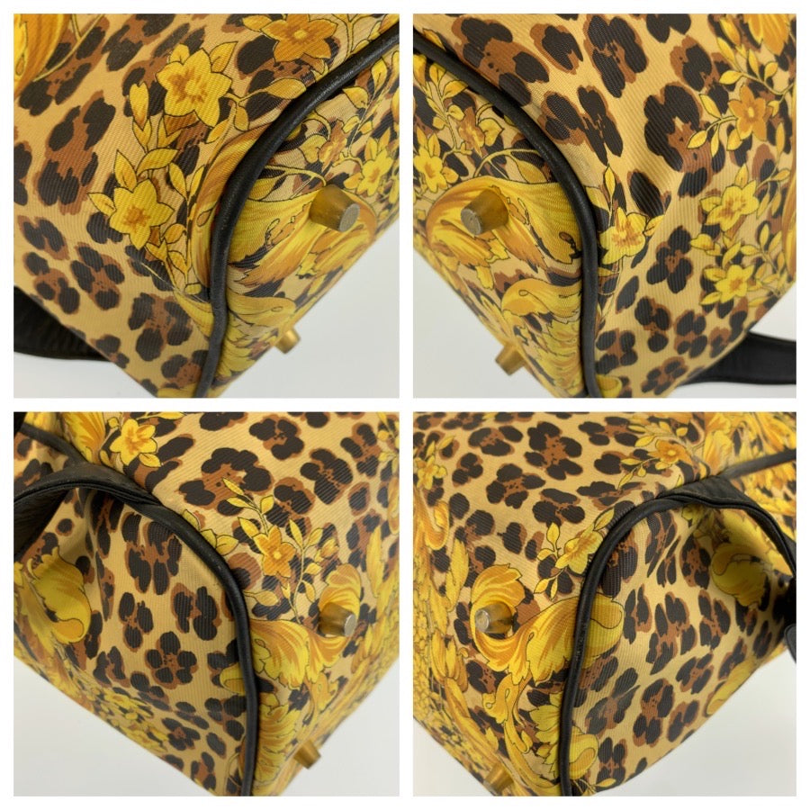 26587
VERSACE ヴェルサーチ レオパード柄 イエロー ブラック ゴールド金具 PVC / レザー リュックサック バックパック レディース AB29
