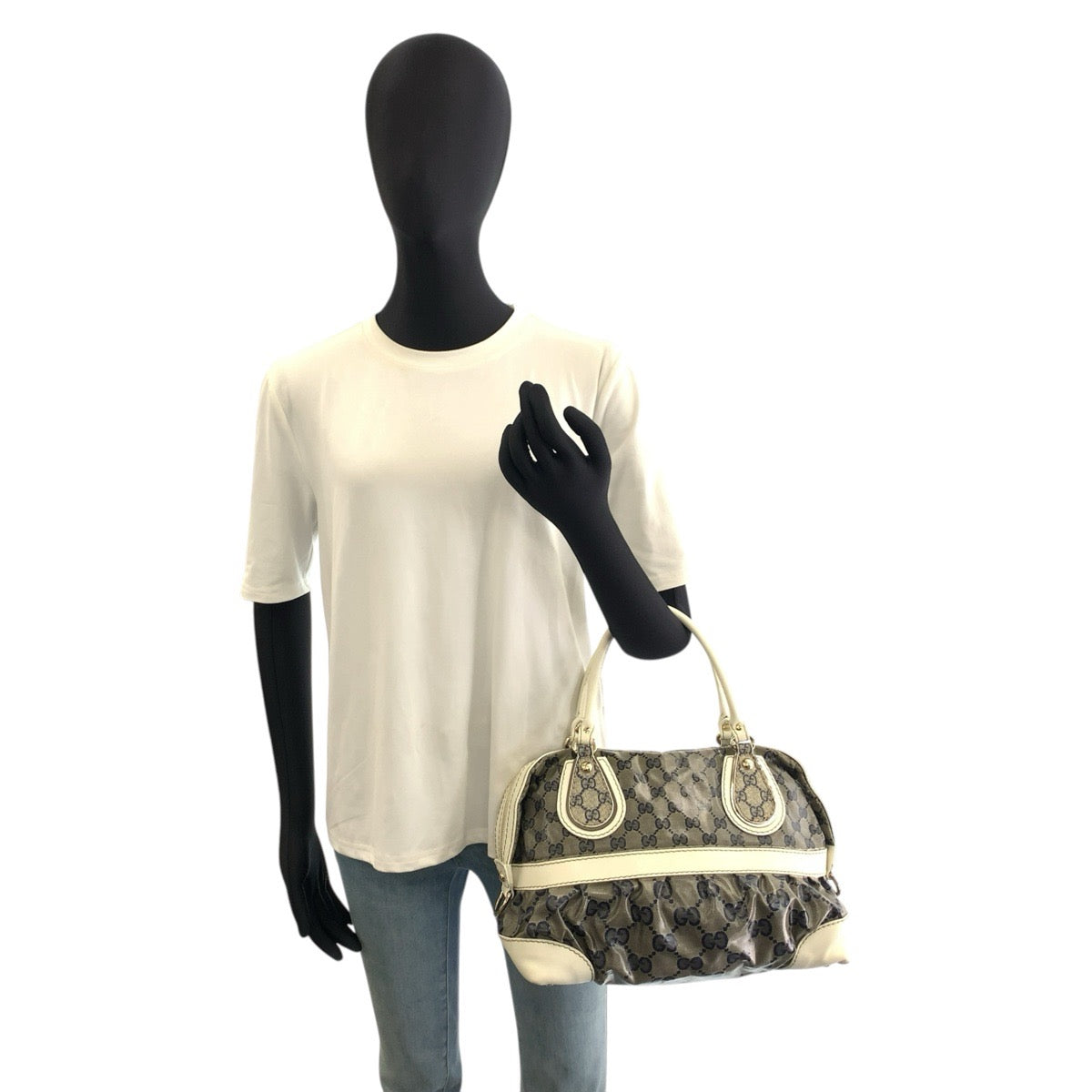 26608
GUCCI グッチ GGクリスタル グレー ネイビー ホワイト コーティングキャンバス 223962 ハンドバッグ ミニボストンバッグ レディース AB37