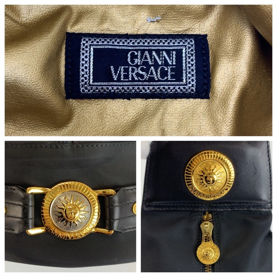 26646
VERSACE ヴェルサーチ サンバースト ブラック 黒 ゴールド金具 ナイロン リュックサック バックパック レディース AB33