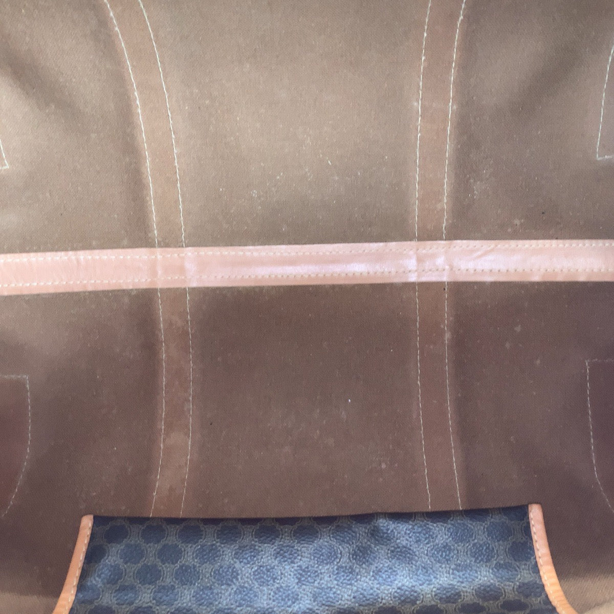26649
CELINE セリーヌ ヴィンテージ マカダム ブラウン ゴールド金具 PVC / レザー ボストンバッグ トラベルバッグ ハンドバッグ レディース AB35