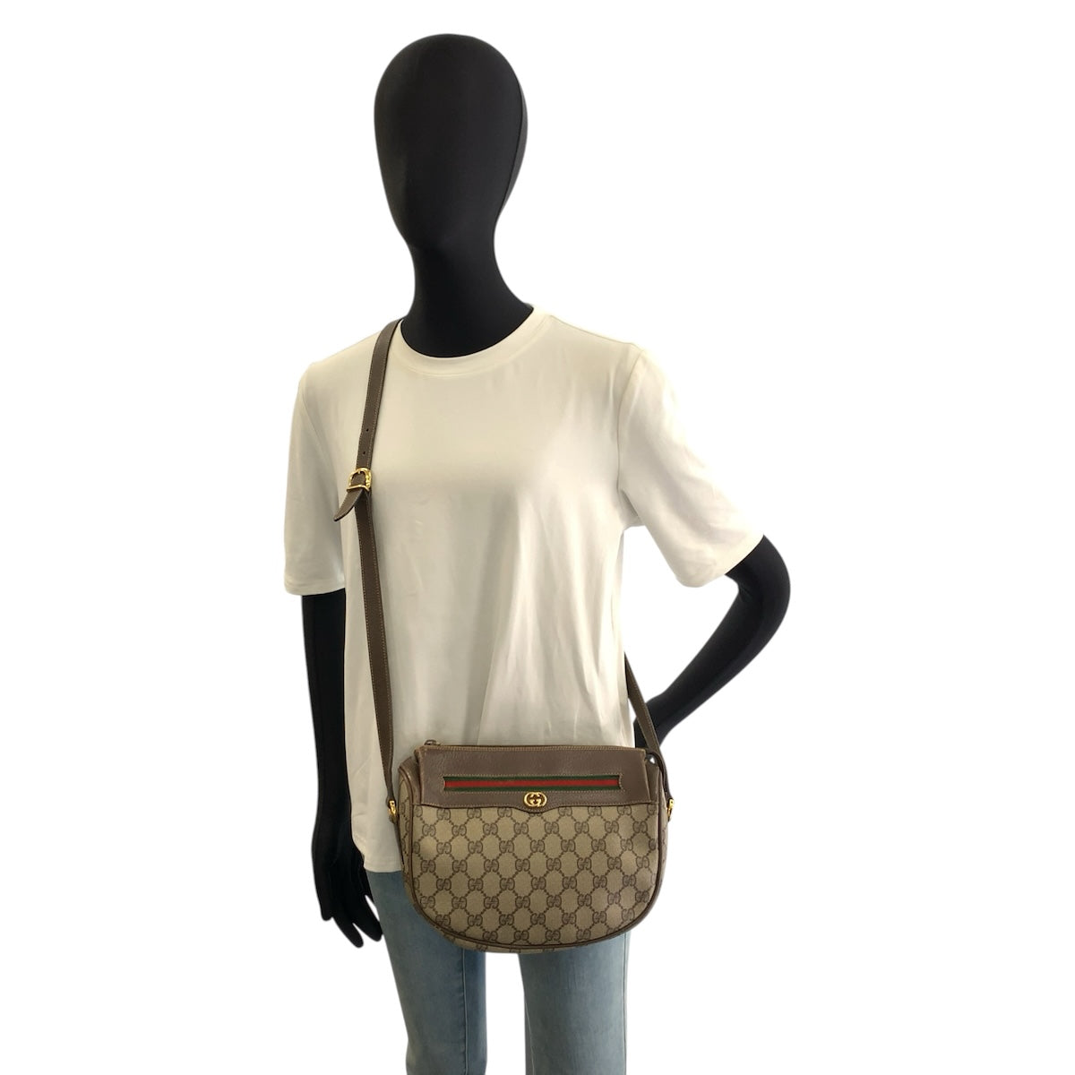 26656
GUCCI グッチ ヴィンテージ シェリーライン ベージュ ブラウン ゴールド金具 GGスプリームキャンバス / レザー 001 115 0918 ショルダーバッグ ポシェット レディース AB32