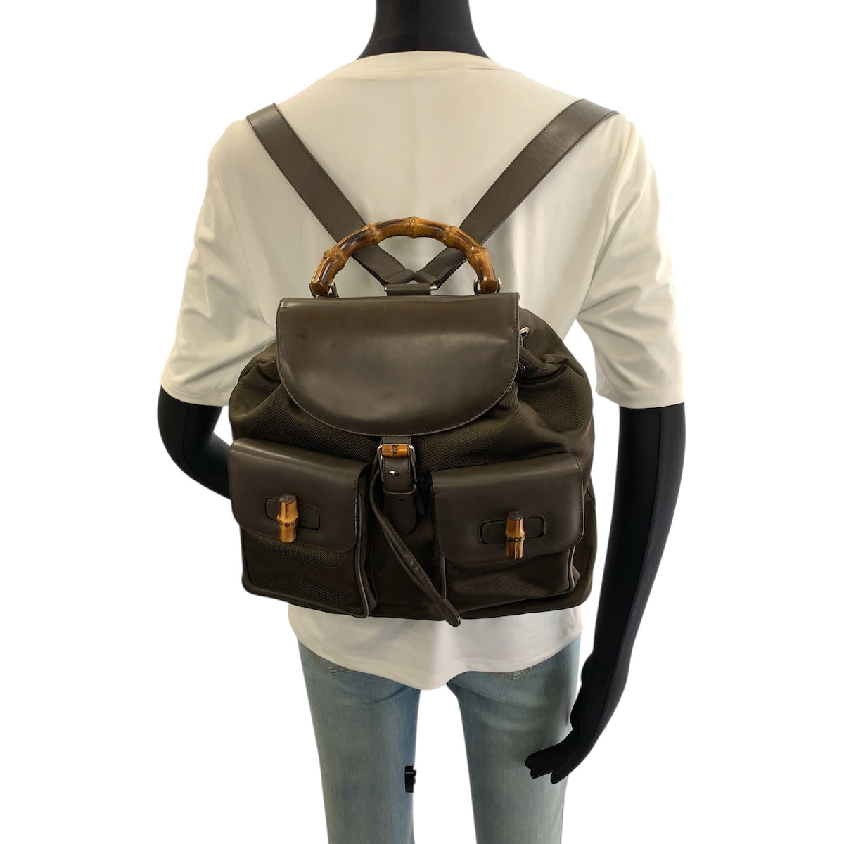 26657
GUCCI グッチ ヴィンテージ バンブー カーキ シルバー金具 ナイロン / レザー 003.2058.0016.5 リュックサック バックパック レディース AB32