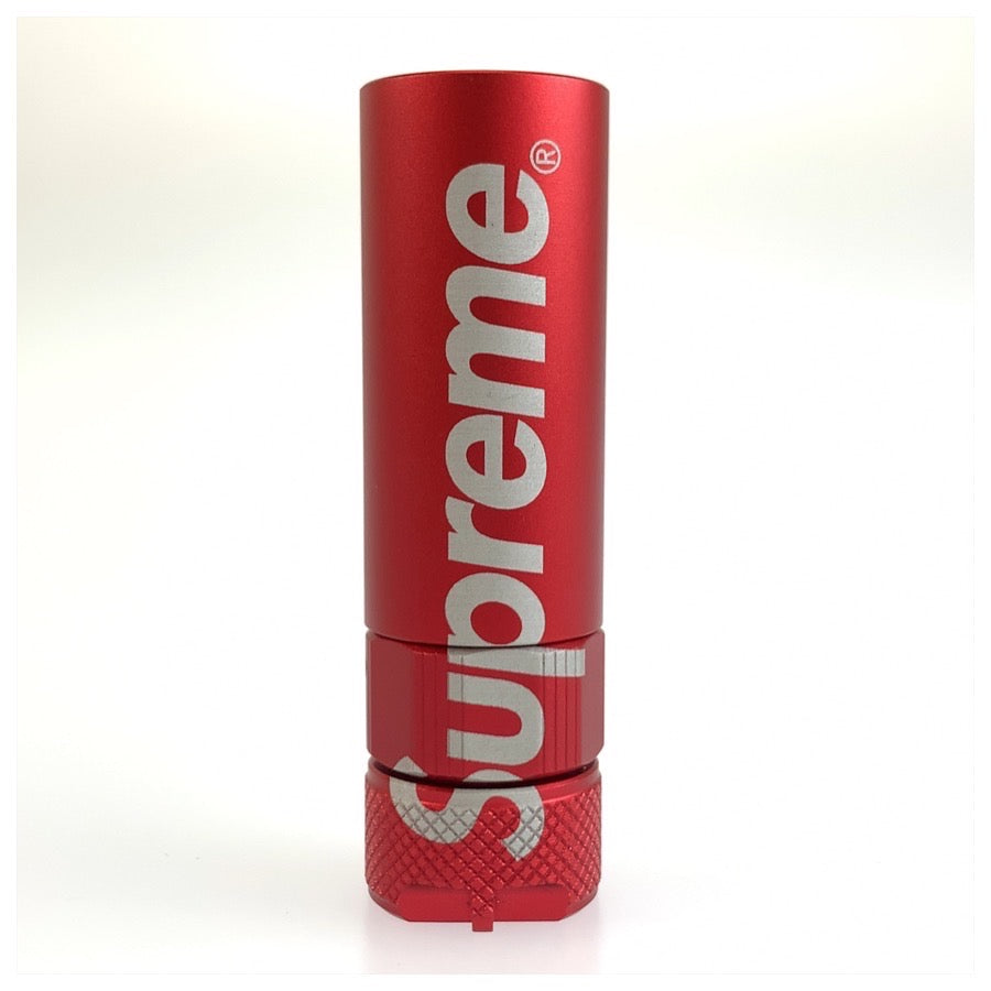 26698
Supreme シュプリーム NITECORE Mini Magnetic Flashlight レッド / アルミ合金 懐中電灯 LEDフラッシュライト メンズ SA