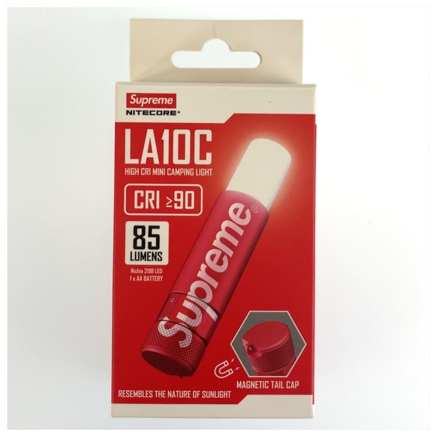 26698
Supreme シュプリーム NITECORE Mini Magnetic Flashlight レッド / アルミ合金 懐中電灯 LEDフラッシュライト メンズ SA