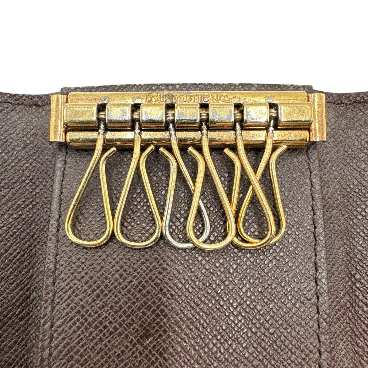 26820
LOUIS VUITTON ルイヴィトン ダミエ ミュルティクレ ブラウン ゴールド金具 PVC N62630 キーケース 男女兼用 メンズ B5