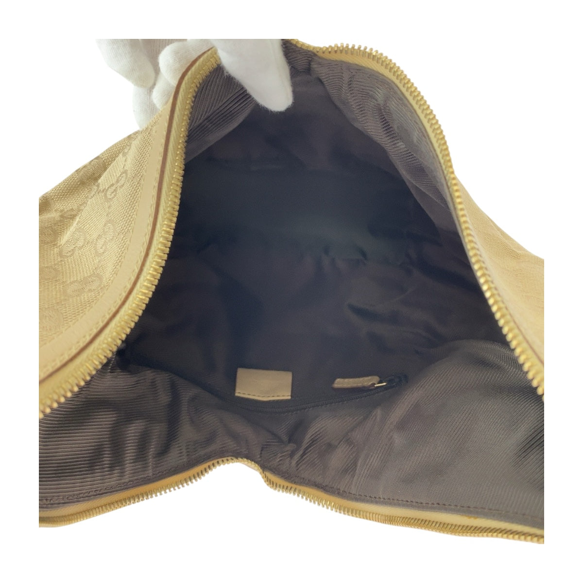 20164
GUCCI グッチ ベージュ シルバー金具 GGキャンバス 73885 ショルダーバッグ 肩掛け レディース AB28