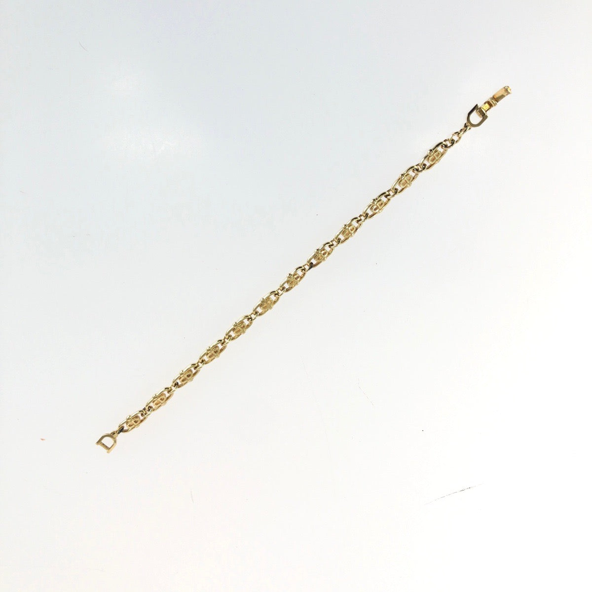 27044
Christian Dior クリスチャンディオール ヴィンテージ CDロゴ ゴールド メッキ チェーンブレスレット レディース ABP15