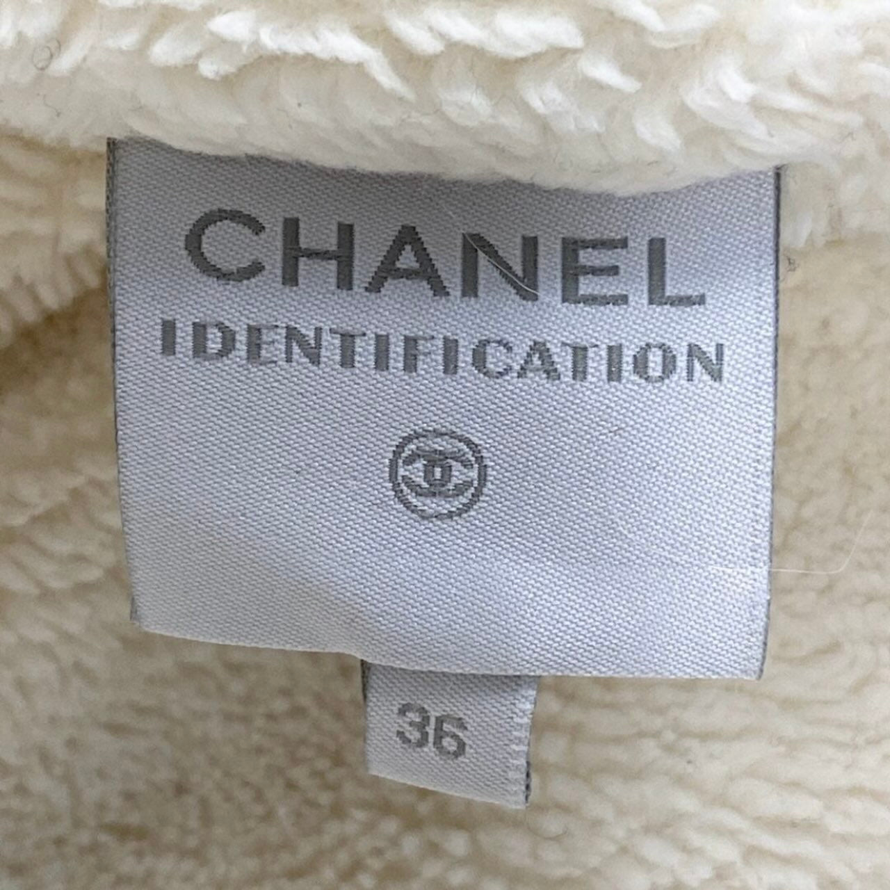 CHANEL シャネル シャネルスポーツ ココマーク ワッペン アイボリー ポリエステル / コットン 3H4624DR 中綿コート レディース AB