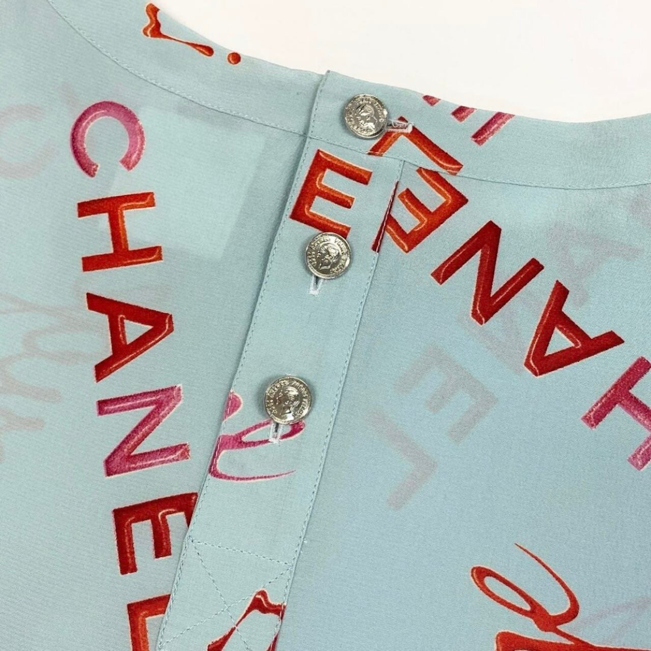 CHANEL シャネル ヴィンテージ 1996年 96P ロゴプリント ブルー シルク P29135 半袖Ｔシャツ レディース ABP