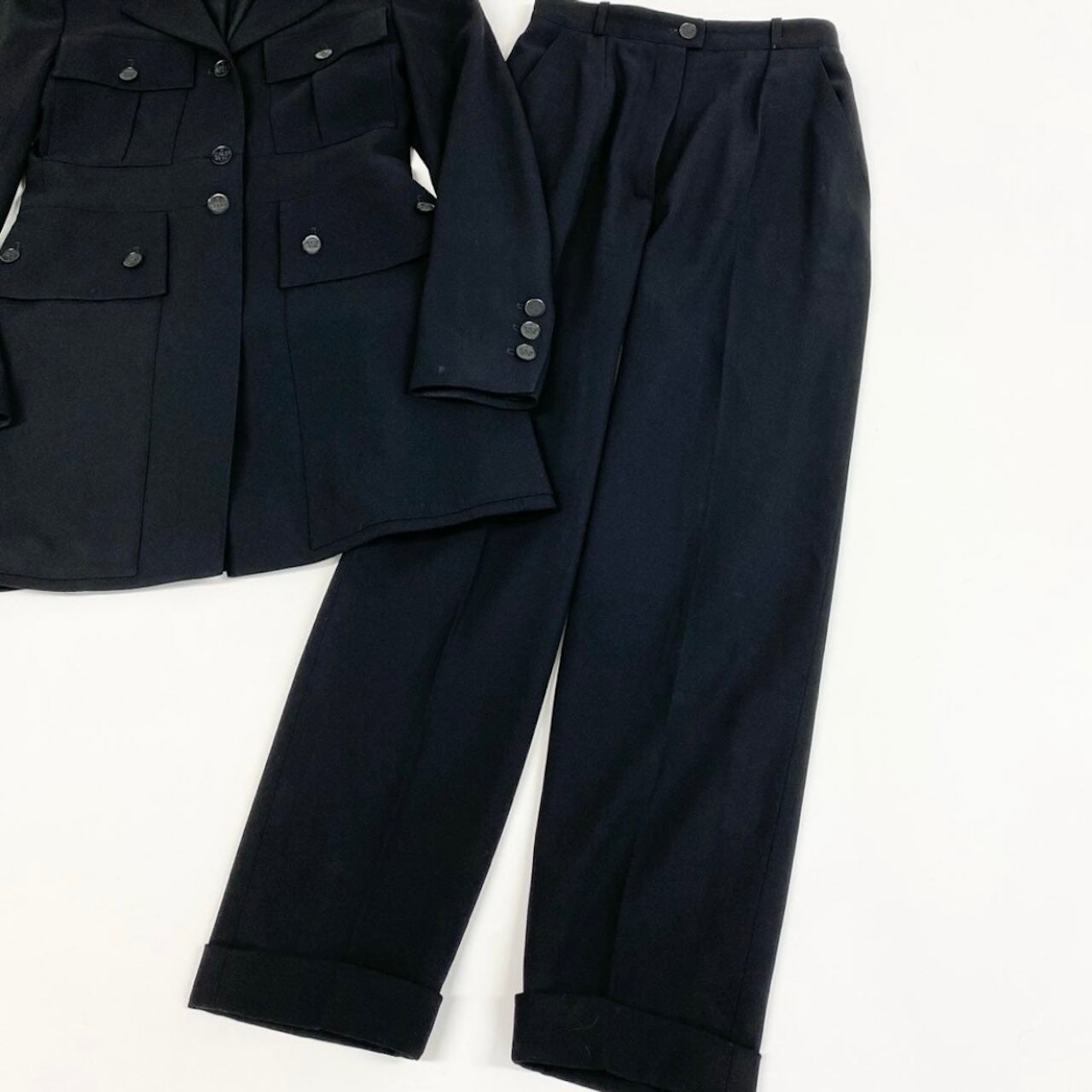 CHANEL シャネル ヴィンテージ 1991年 スタイルアップ ジャケット パンツ ブラック ウール / ライクラ P09856 セットアップ レディース AB