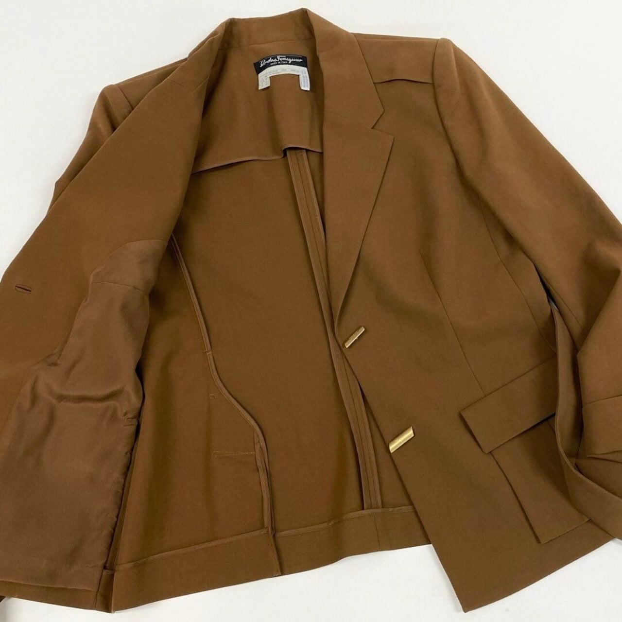 Salvatore Ferragamo サルヴァトーレフェラガモ Belted Half Coat Jacket Camel Cotton Gold Logo Button キャメル コットン テーラードジャケット レディース B