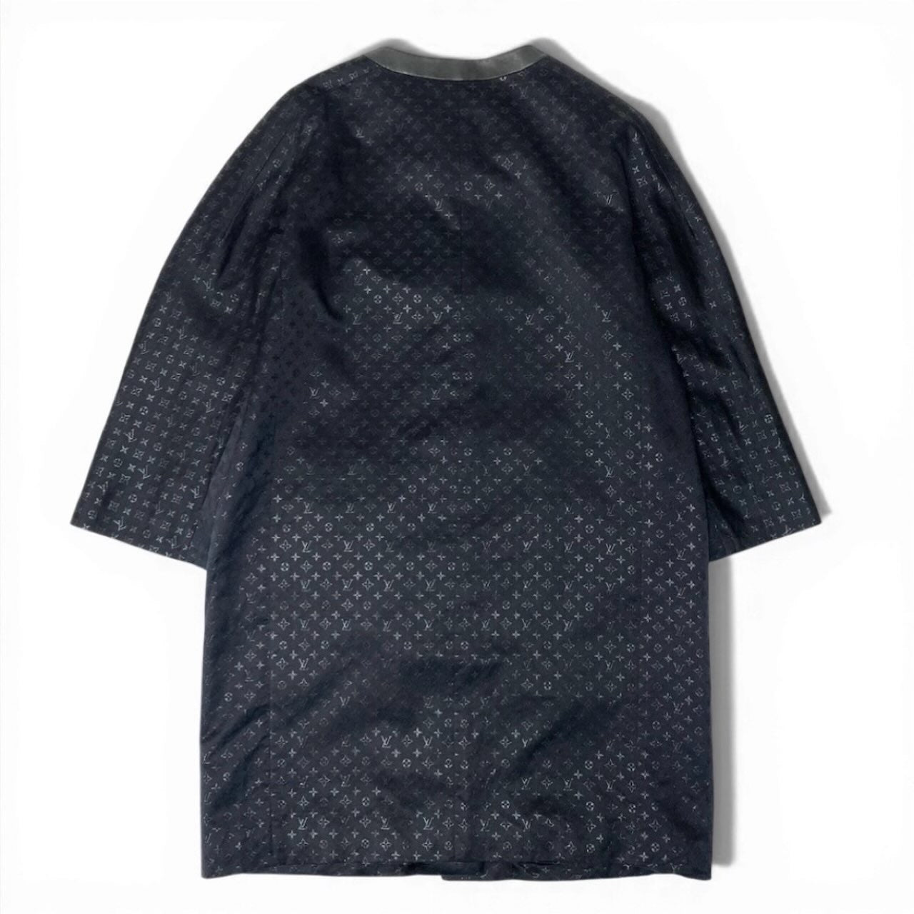 LOUIS VUITTON ルイヴィトン × JW Anderson ALL OVER PRINT SS ブラック シルク / ウール / ポリエステル　羊皮　毛皮 ノーカラーコート レディース AB