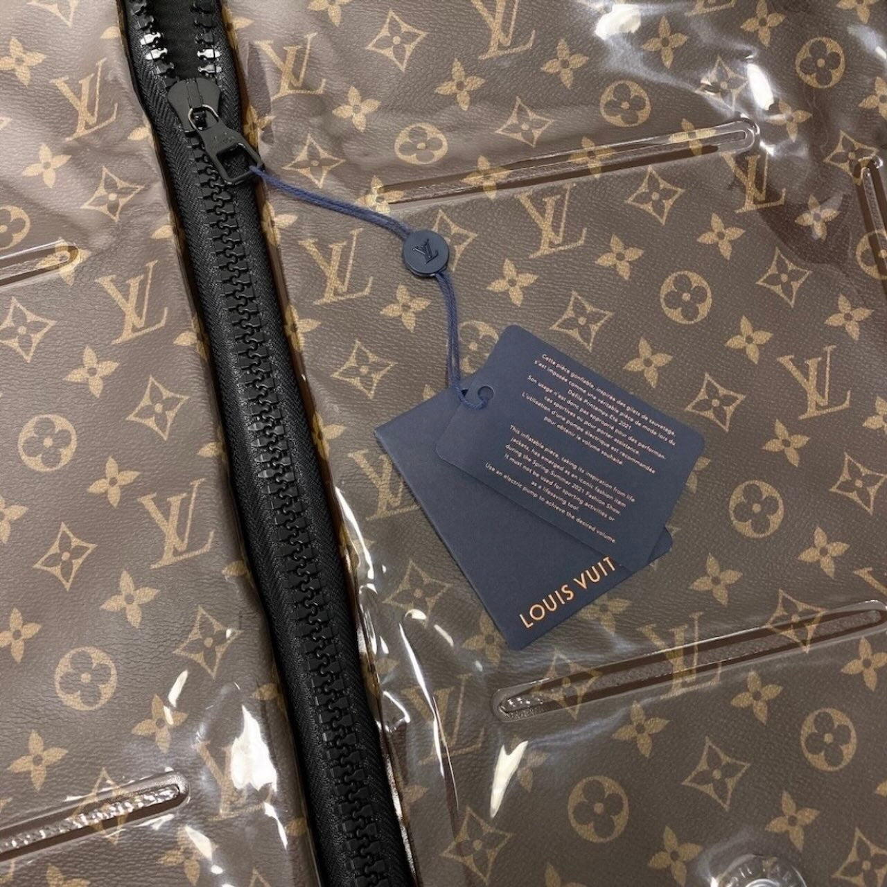 LOUIS VUITTON ルイヴィトン ヴァージルアブロー モノグラムベスト ブラウン PVC / ポリエステル HKG75W ベスト メンズ ABP