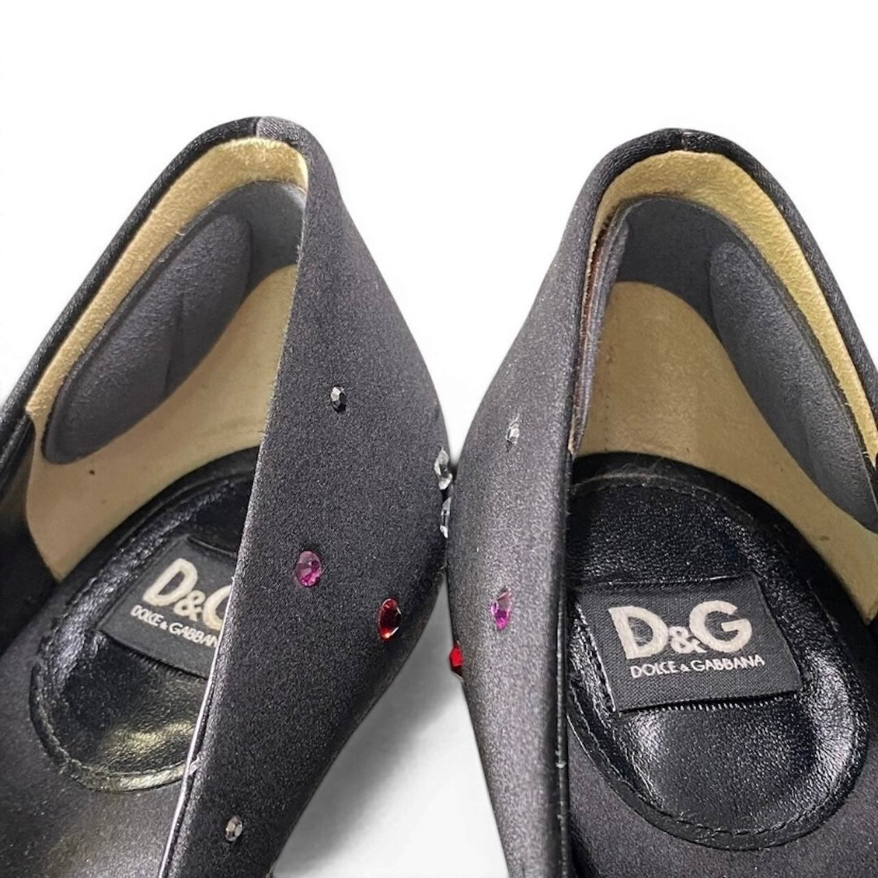 DOLCE&GABBANA ドルチェアンドガッバーナ ラインストーン パンプス ブラック サテン パンプス レディース B