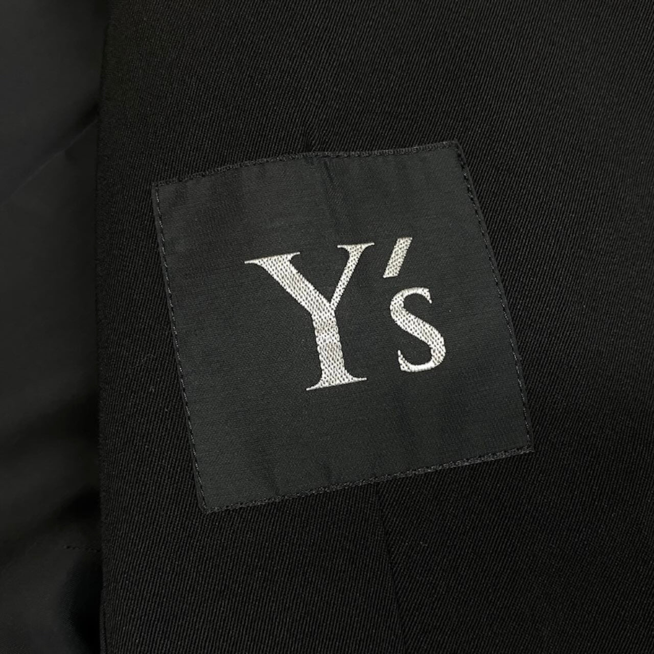 Yohji Yamamoto ヨウジヤマモト Y's ウールジャケット デザインカット ブラック ウール / キュプラ テーラードジャケット レディース B