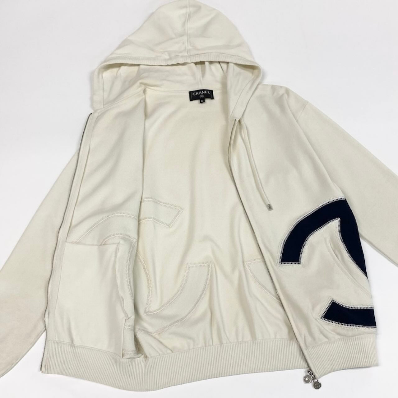CHANEL シャネル シャネル ココマーク ダブルジップパーカー ビッグロゴ ホワイト ポリエステル / ビスコース P58279K07662 パーカー レディース B