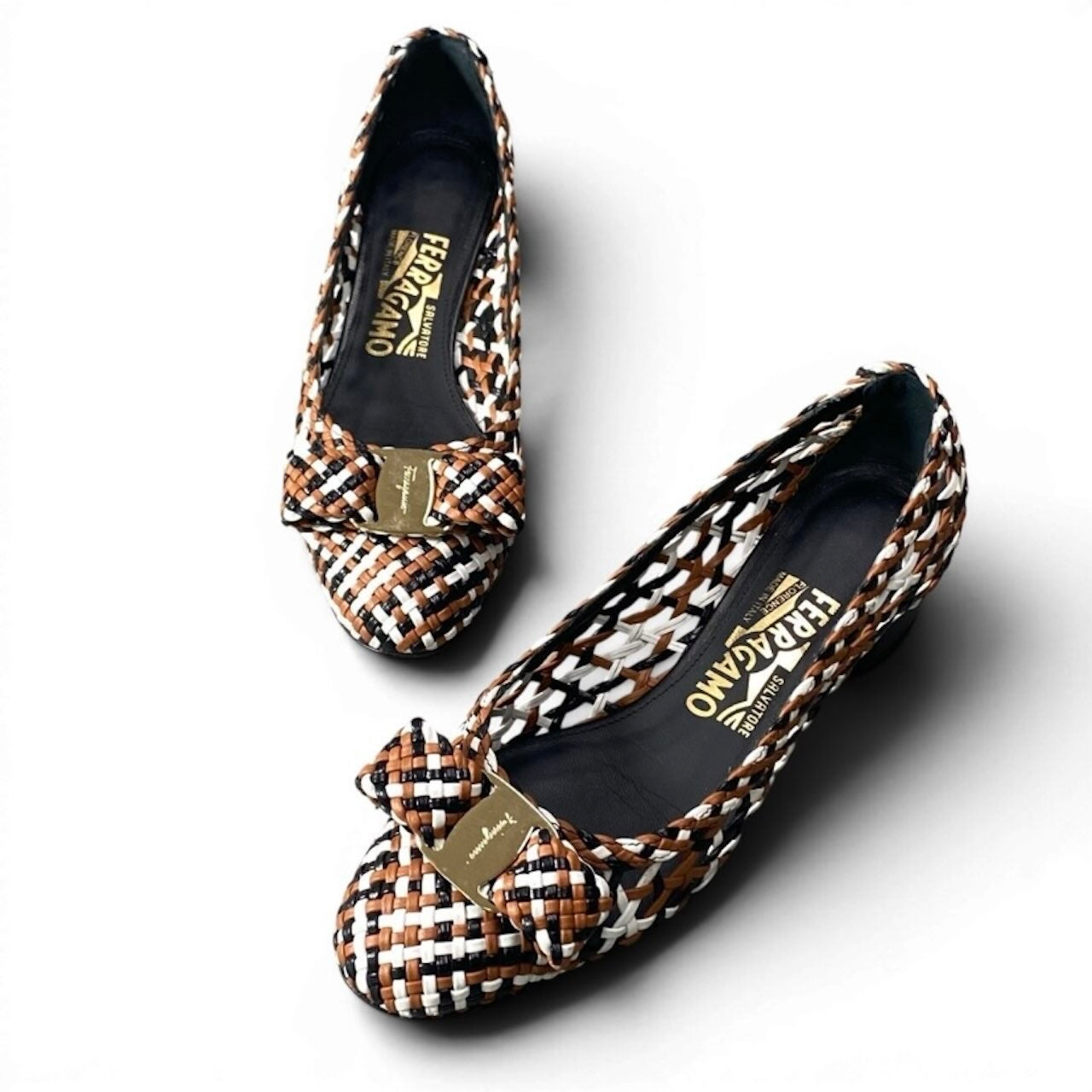 Salvatore Ferragamo サルヴァトーレフェラガモ ヴァラリボンパンプス 編み込み メッシュ シューズ マルチカラー レザー パンプス レディース AB