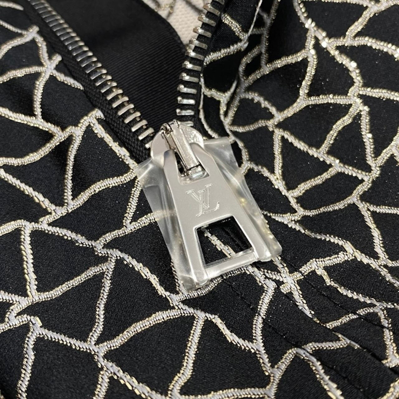LOUIS VUITTON ルイヴィトン × Yayoi Kusama 草間彌生 フラワースカート ベルト付フレアスカート ブラック シルク / ポリエステル FOSK18 スカート レディース S