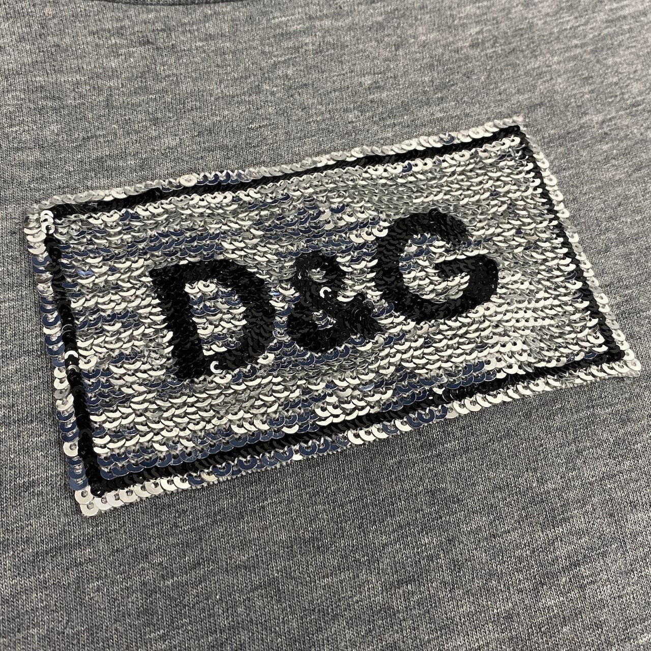 DOLCE&GABBANA ドルチェアンドガッバーナ スパンコール D&G アイコンTシャツ グレー コットン / ポリエステル / ナイロン 半袖Ｔシャツ レディース B