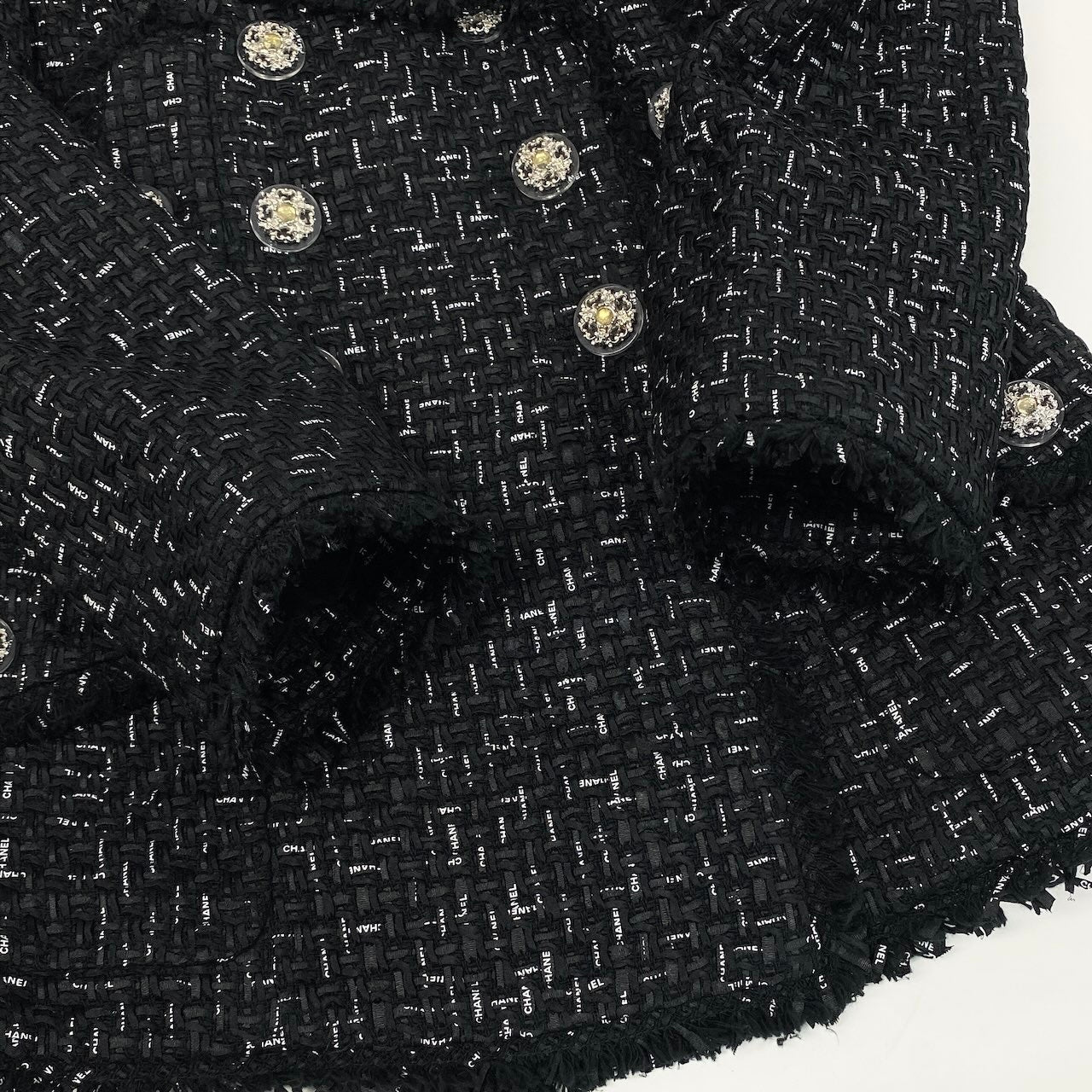 CHANEL シャネル ロゴリボンテープ ルサージュ ダブルツイード ブラック コットン / ポリエステル / シルク P45108 セットアップ レディース SA