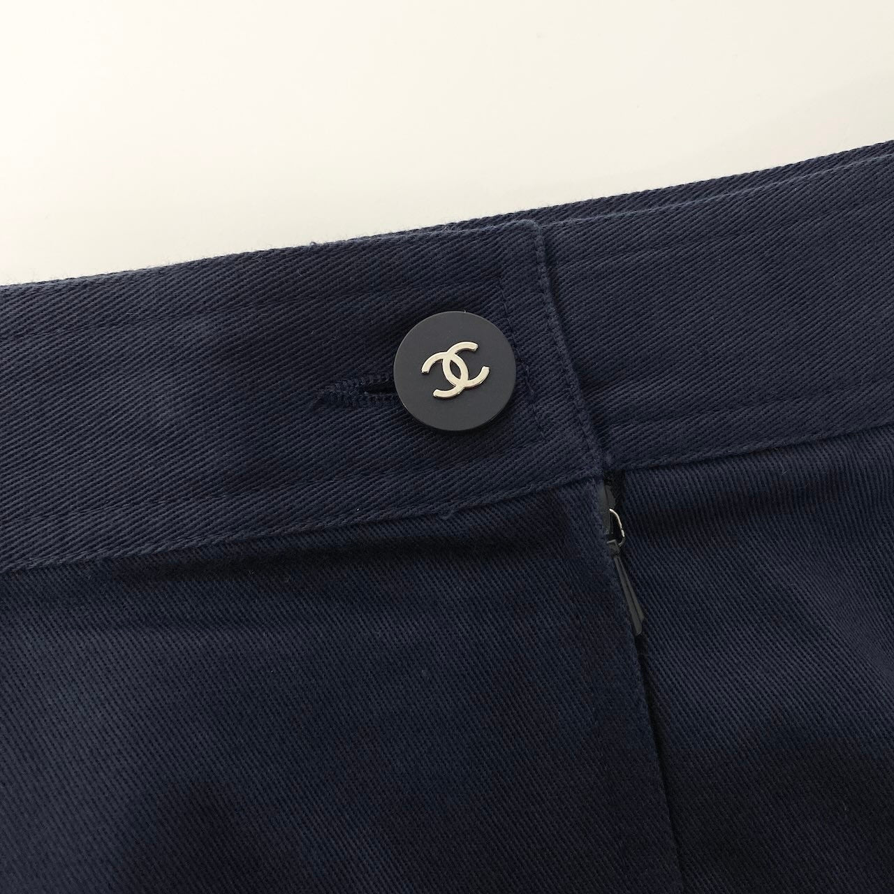 CHANEL シャネル 膝丈 タイトスカート ココマークボタン ネイビー コットン スカート レディース AB