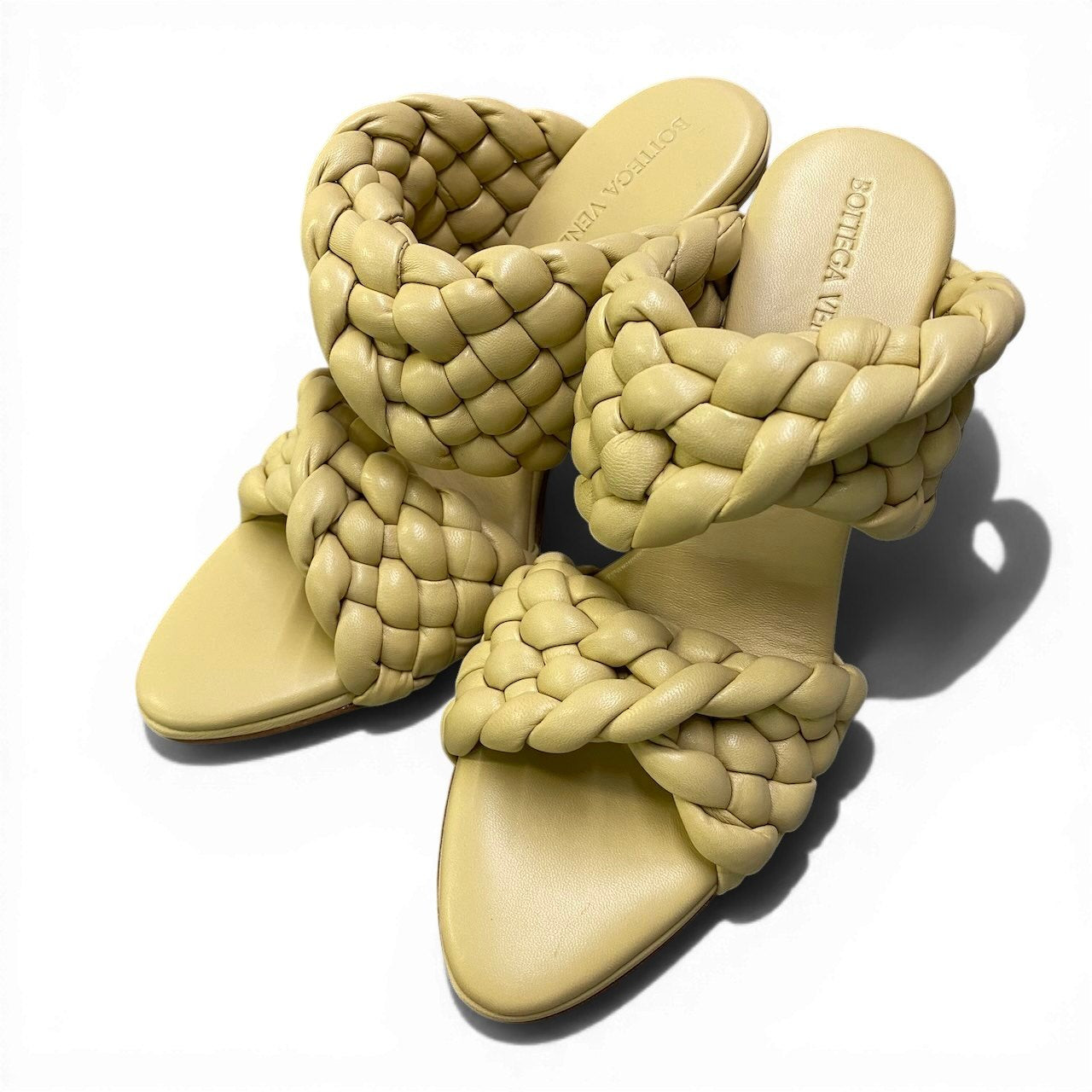 BOTTEGA VENETA ボッテガ・ヴェネタ イントレチャート カーブサンダル イエロー レザー サンダル レディース S