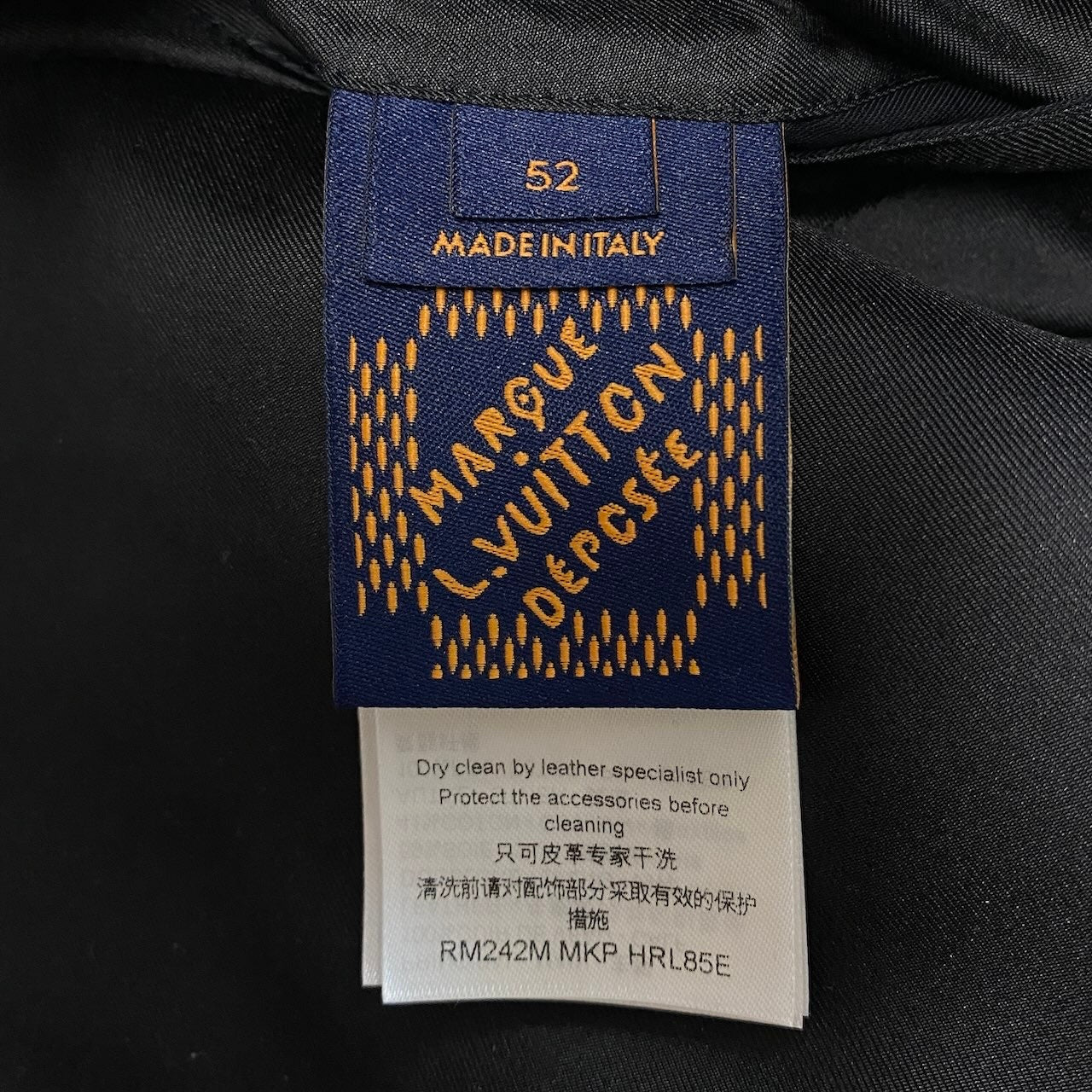 LOUIS VUITTON ルイヴィトン エンブロイダリー レザーボンバージャケット ブラック レザー / 牛革 その他アウター メンズ A