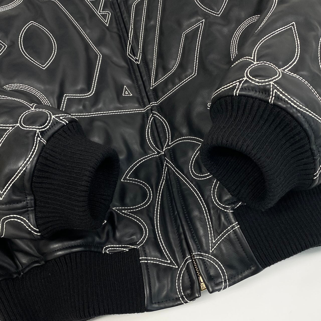 LOUIS VUITTON ルイヴィトン エンブロイダリー レザーボンバージャケット ブラック レザー / 牛革 その他アウター メンズ A