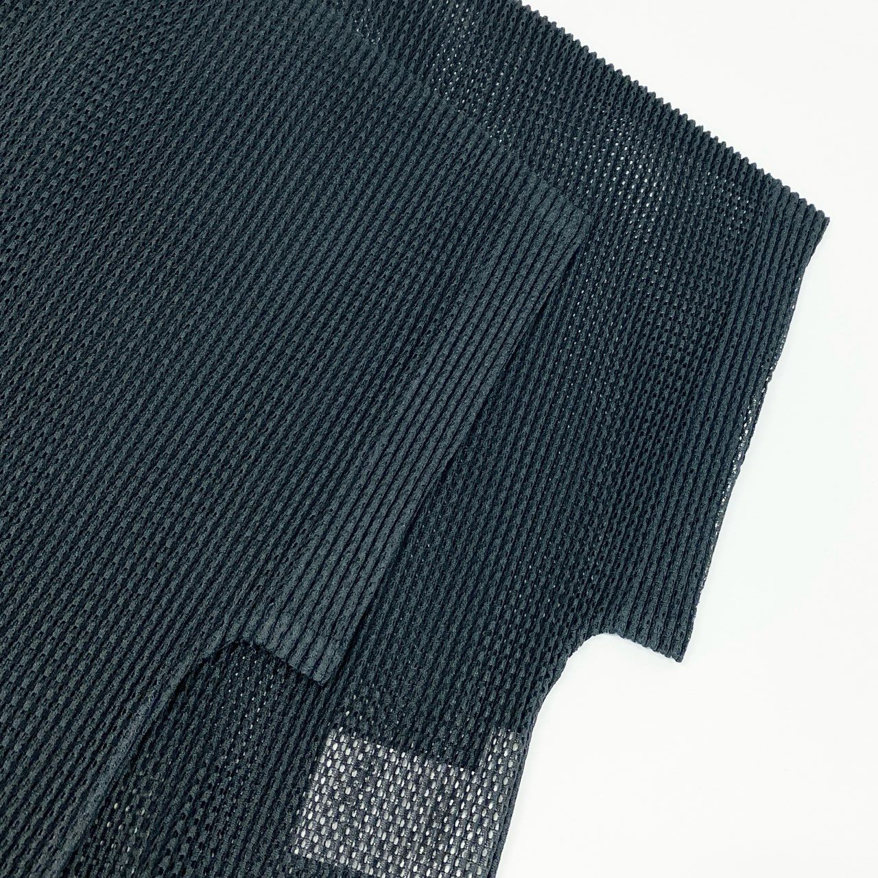 PLEATS PLEASE プリーツプリーズ メッシュ素材 クロップドワイドカットソー ブラック ポリエステル 半袖Ｔシャツ レディース SA