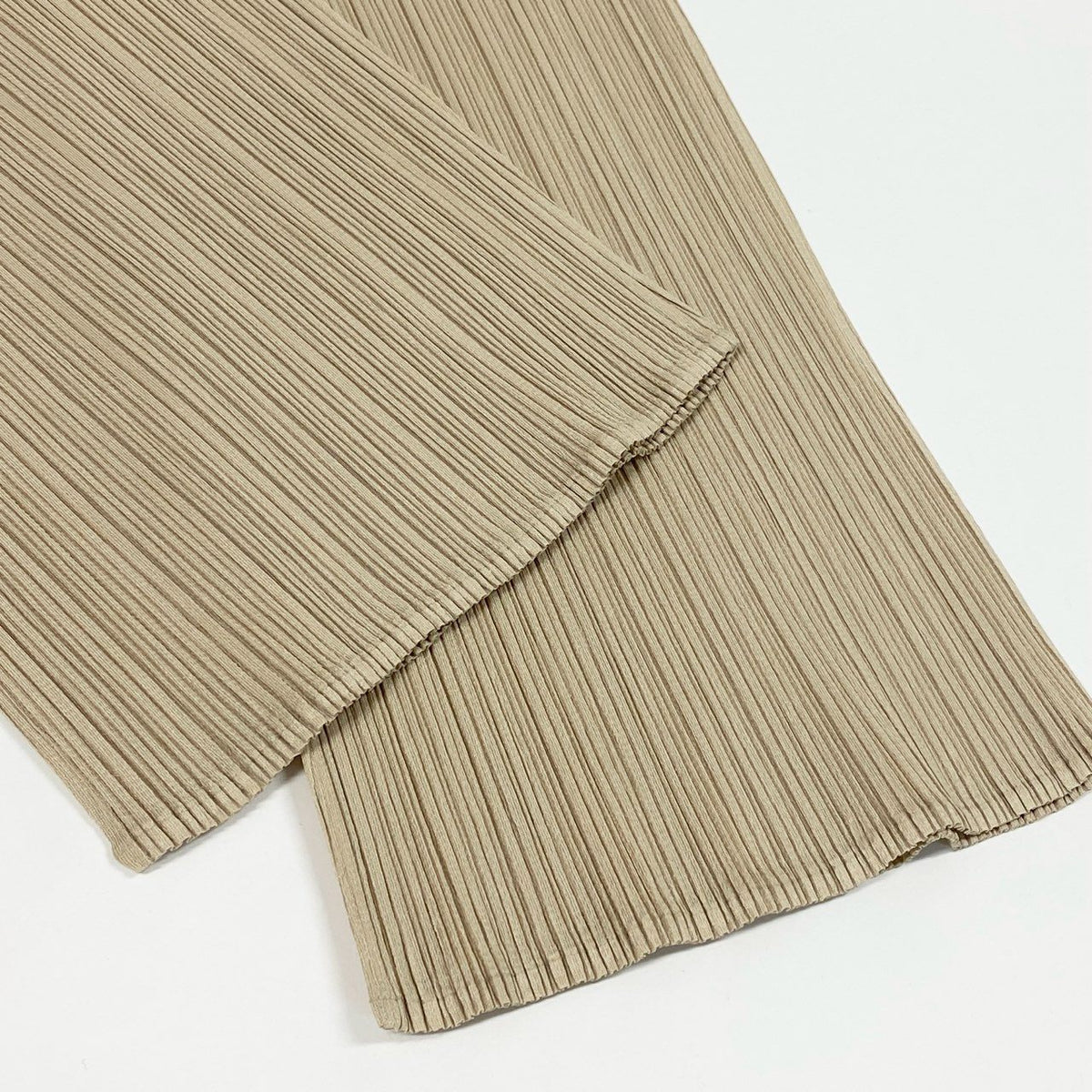 PLEATS PLEASE プリーツプリーズ プリーツパンツ ストレートパンツ サイズ34in ベージュ アイボリー ポリエステル パンツ レディース ABP