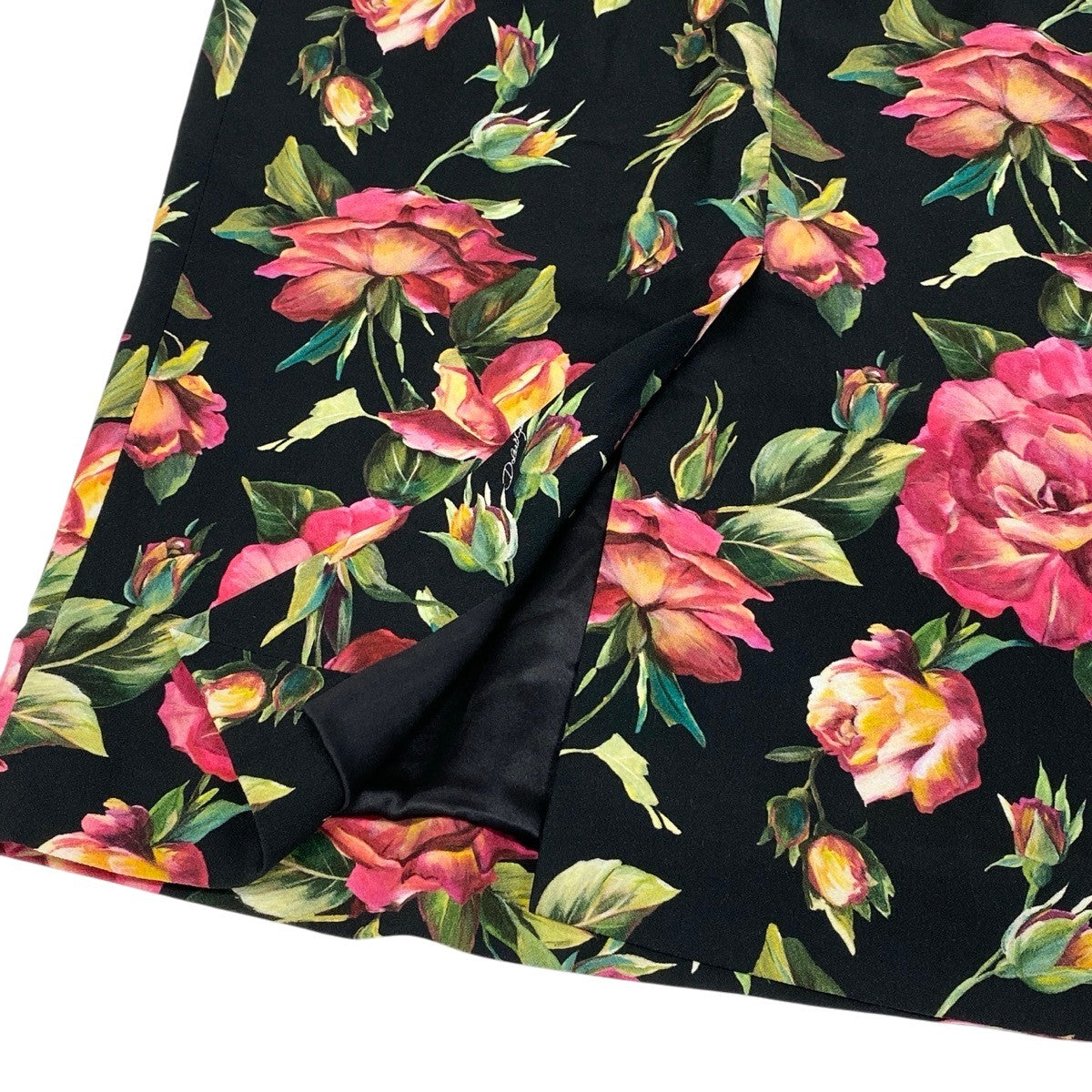 DOLCE&GABBANA ドルチェアンドガッバーナ フラワープリント ミディ丈 ブラック マルチカラー シルク スカート レディース A