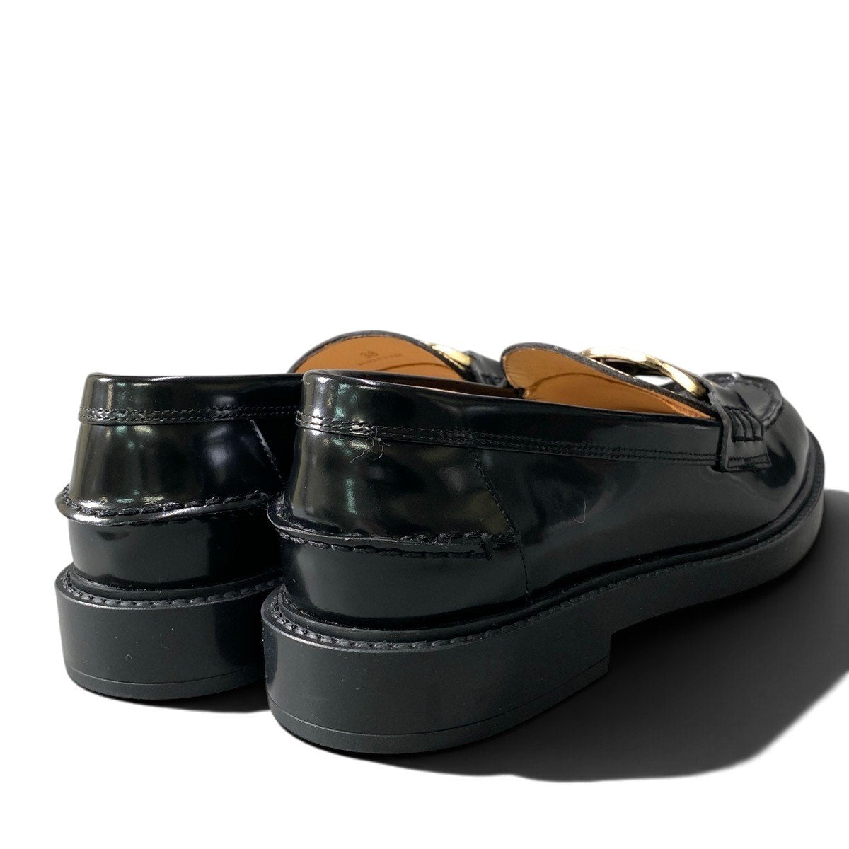 TOD’S トッズ ケイト レザー チェーンモチーフ ブラック レザー ローファー レディース SA