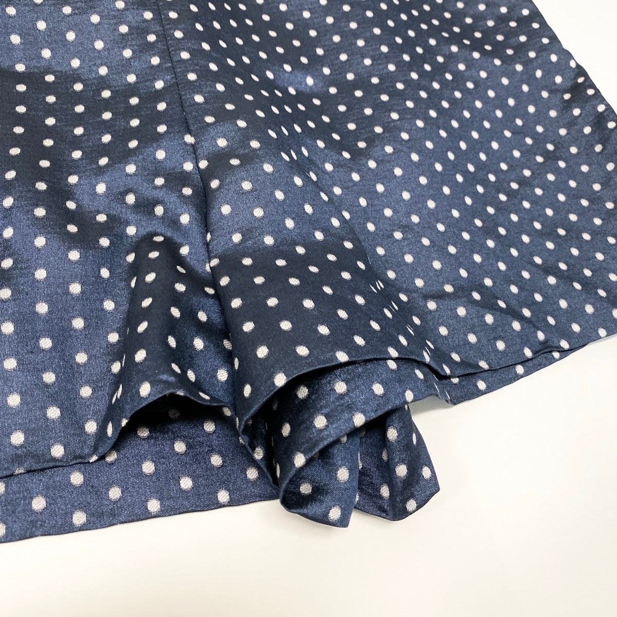 Christian Dior クリスチャンディオール ドット柄 ネイビー コットン / シルク 141P62A763 ショートパンツ レディース SA