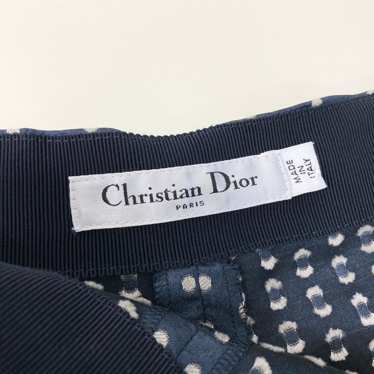 Christian Dior クリスチャンディオール ドット柄 ネイビー コットン / シルク 141P62A763 ショートパンツ レディース SA