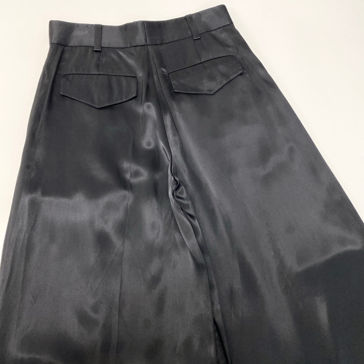 JIL SANDER ジルサンダー トラウザーパンツ ワイドパンツ とろみ素材 ワイドシルエット ブラック レーヨン JO3KA0264 J65246 スラックスパンツ レディース SA
