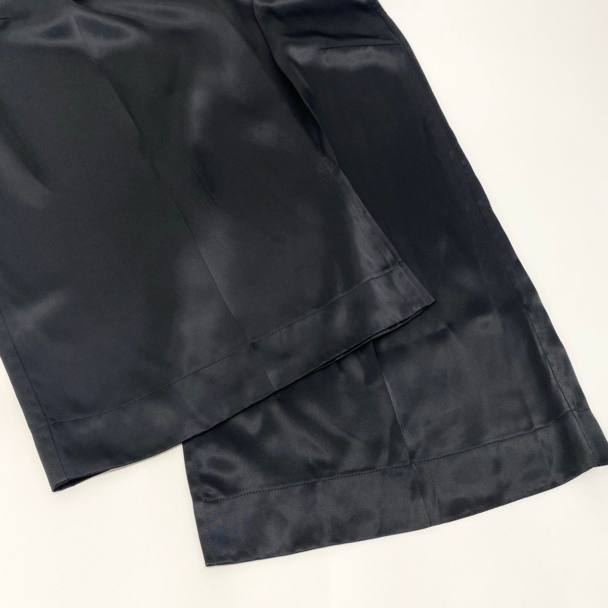 JIL SANDER ジルサンダー トラウザーパンツ ワイドパンツ とろみ素材 ワイドシルエット ブラック レーヨン JO3KA0264 J65246 スラックスパンツ レディース SA