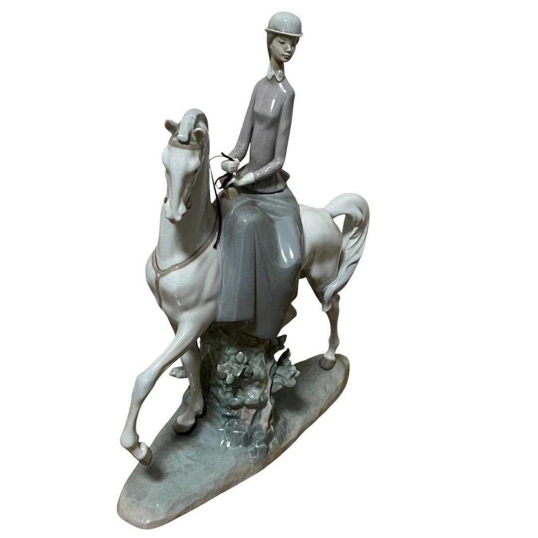 Lladr リヤドロ ヴィンテージ 白い馬の少女 廃盤品 1970年製作 ホワイト 陶器 インテリア レディース AB