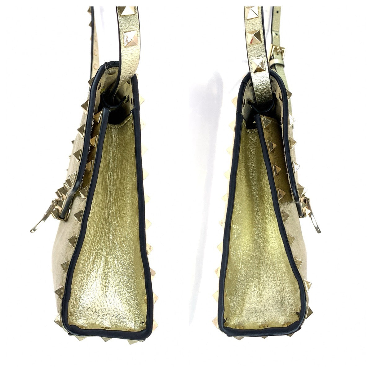 Valentino Garavani ヴァレンティノ ガラヴァーニ ロックスタッズ ゴールド ゴールド金具 レザー ショルダーバッグ クラッチバッグ 2WAY レディース AB42