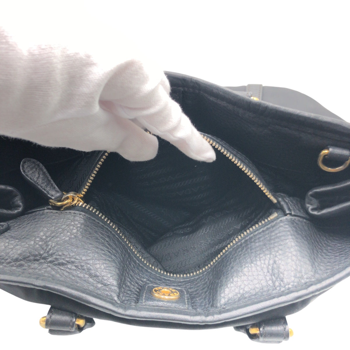 12939
PRADA プラダ テスート ブラック 黒 ゴールド金具 ナイロン / レザー ショルダーバッグ ハンドバッグ 2WAY  レディース ABP38