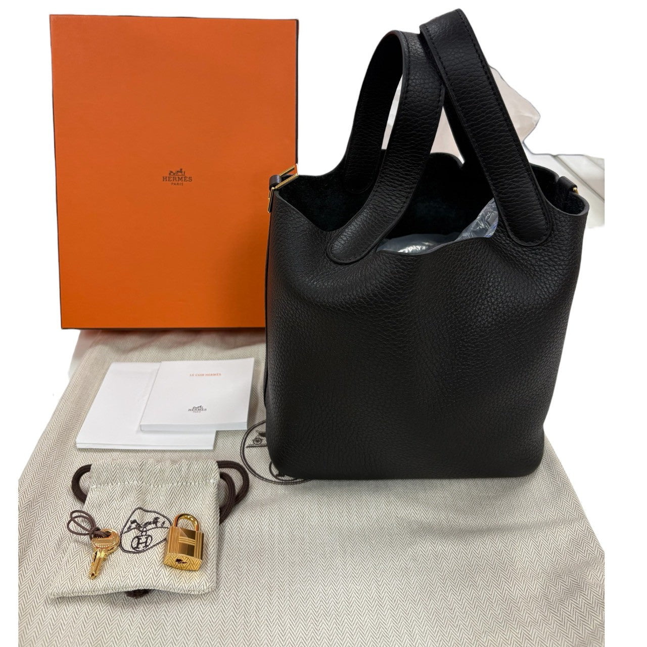 HERMES エルメス ピコタンロックPM ブラック ゴールド金具 トリヨンクレマンス ハンドバッグ W刻印 レディース N