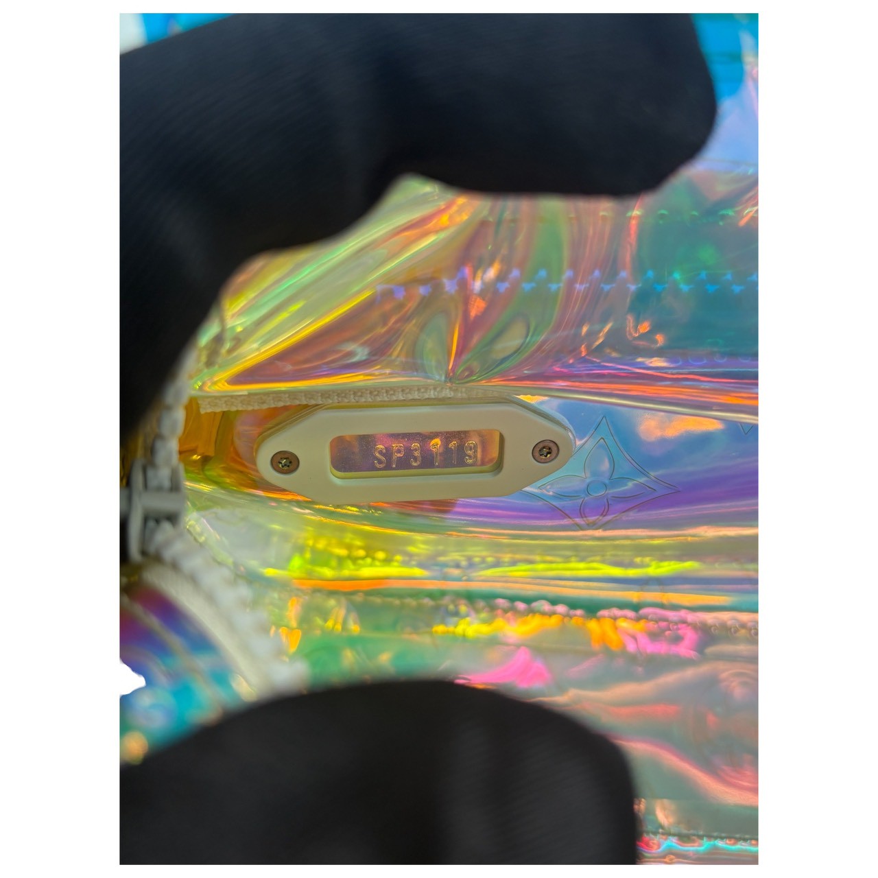 LOUIS VUITTON ルイヴィトン モノグラム ヴォルガモノグラム プリズム マルチカラー 透明 白金具 ナイロン M55261 クラッチバッグ ハンドバッグ メンズ A