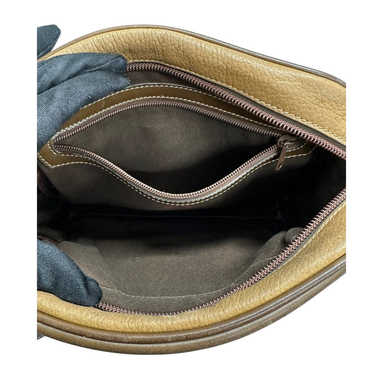 LOEWE ロエベ アナグラム ブラウン キャメル ゴールド金具 レザー ショルダーバッグ レディース AB