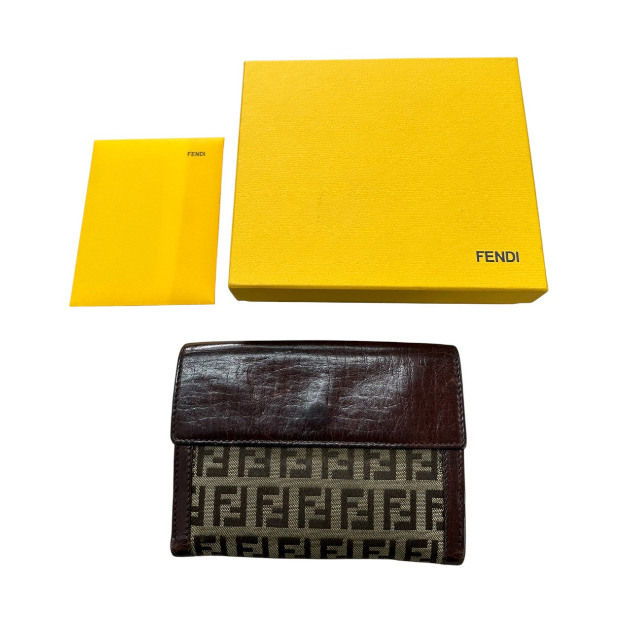 FENDI フェンディ ズッカ ブラウン シルバー金具 レザー 二つ折り財布 レディース B