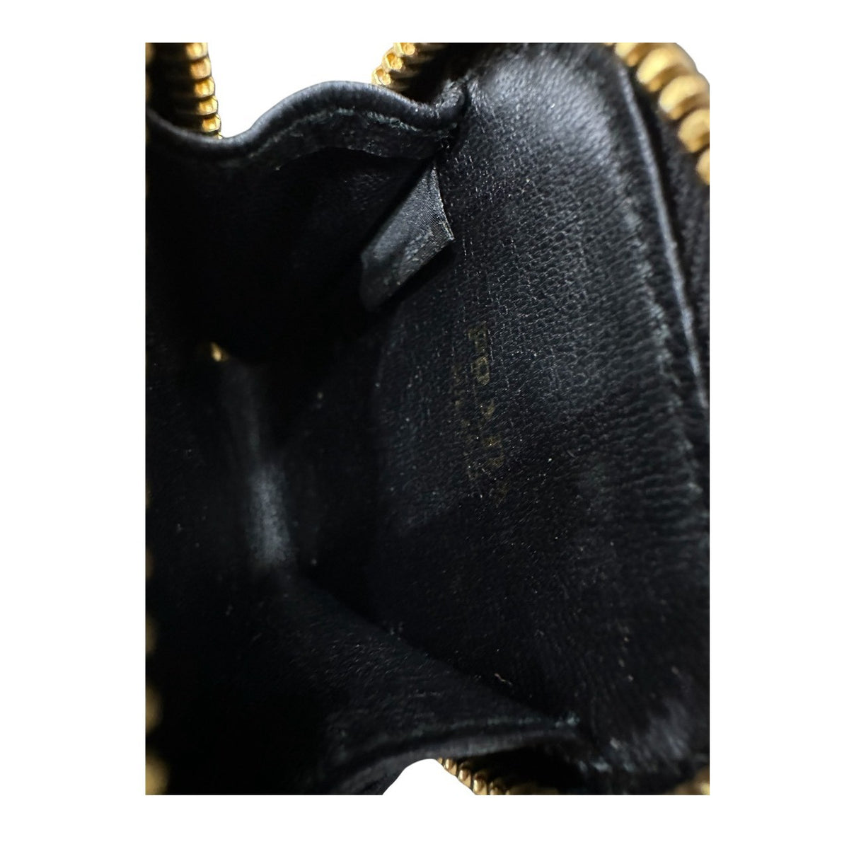 PRADA プラダ サフィアーノ Re-Edition2005 ブラック ゴールド金具 レザー 1BH204‐NZV‐FO632 ショルダーバッグ レディース A