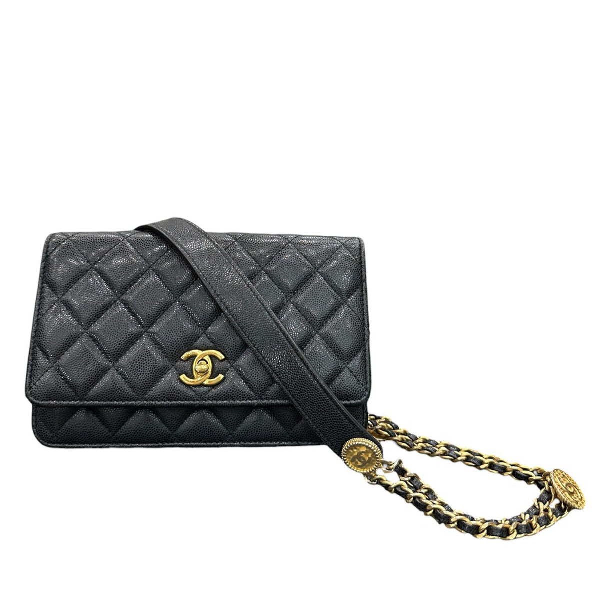 CHANEL シャネル キャビアスキン ブラック ゴールド金具 レザー ショルダーバッグ レディース AB