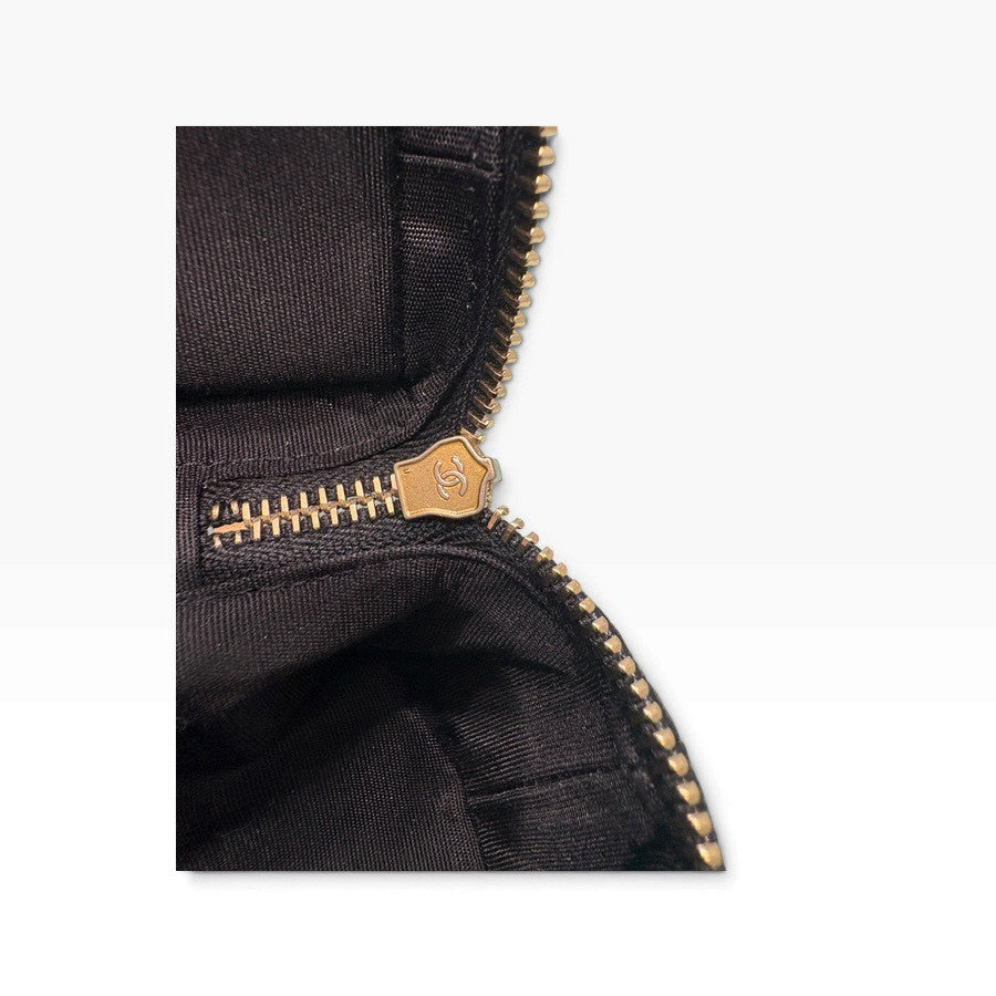 CHANEL シャネル キャビアスキン ブラック ゴールド金具 レザー AP2194 ショルダーバッグ ハンドバッグ レディース A