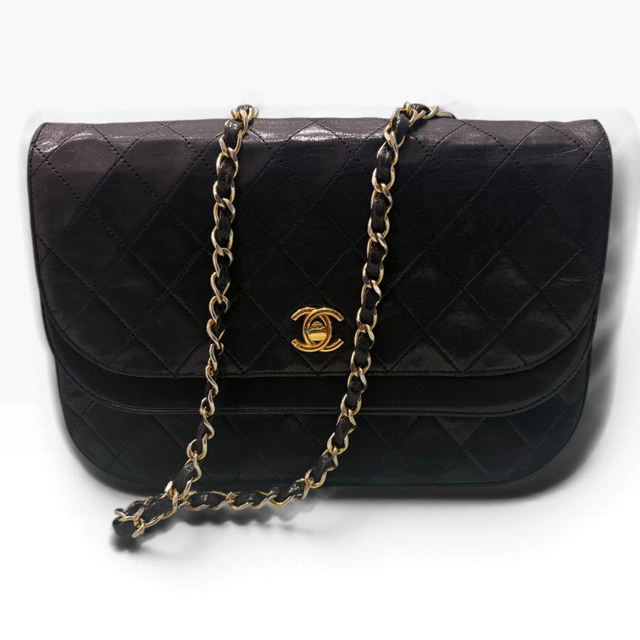 CHANEL シャネル マトラッセ ラムスキン ブラック ゴールド金具 レザー ショルダーバッグ レディース B