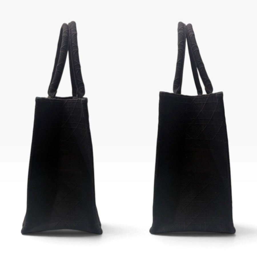 Christian Dior クリスチャンディオール カナージュ ブックトート ブラック キャンバス M1296ZZAU トートバッグ レディース A