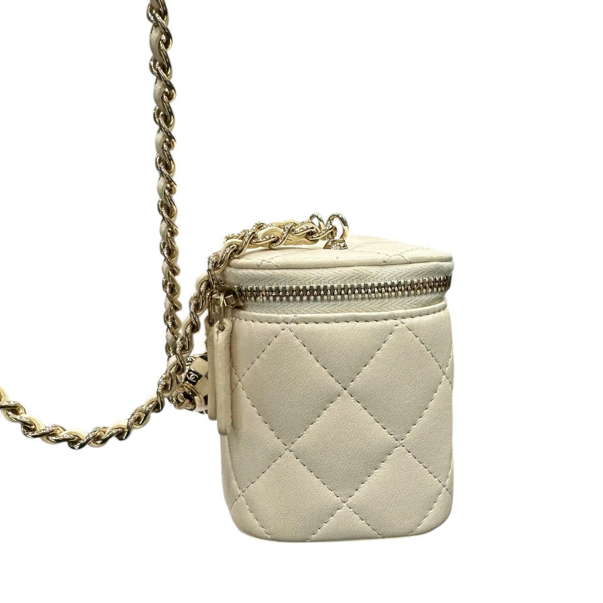CHANEL シャネル マトラッセ スモールバニティ ホワイト ゴールド金具 レザー ショルダーバッグ チェーンバッグ レディース AB